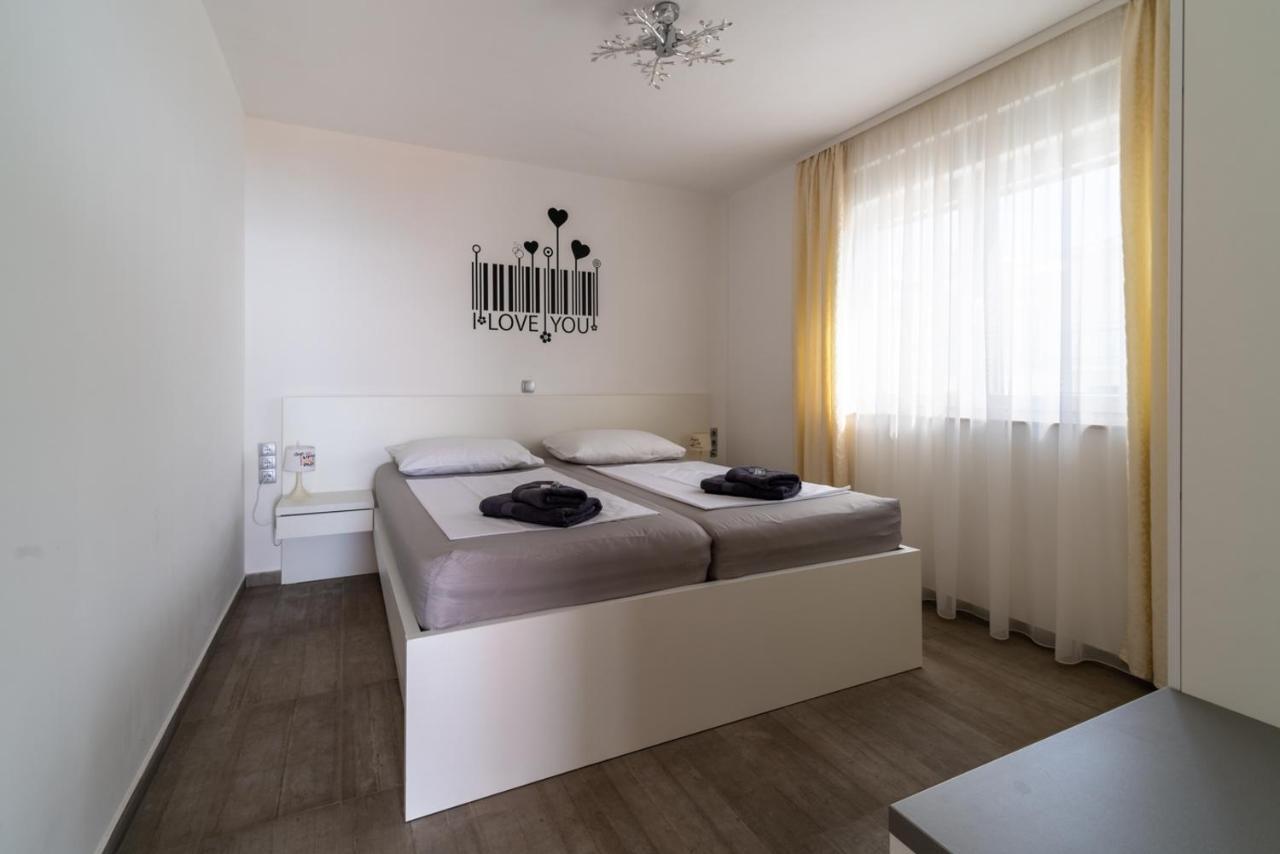Villa Kata Ражань Экстерьер фото