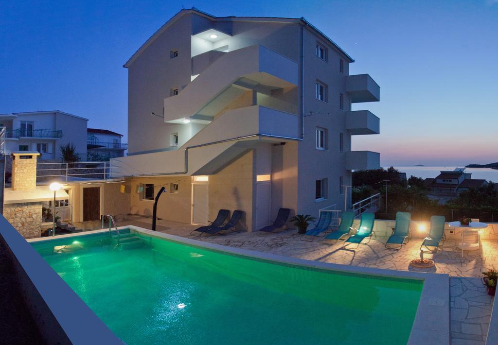 Villa Kata Ражань Экстерьер фото